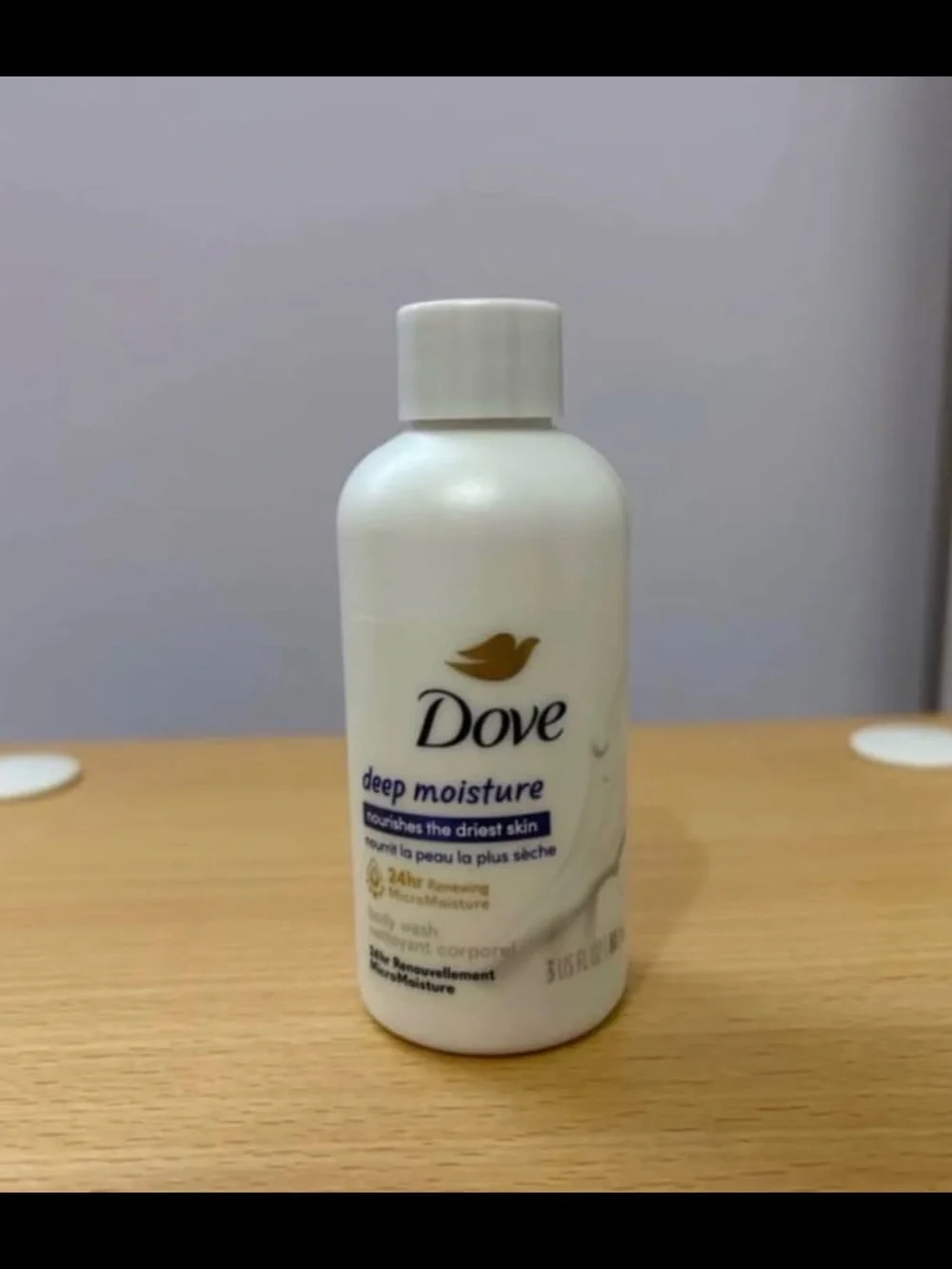 27 Count of Dove Mini Body Wash